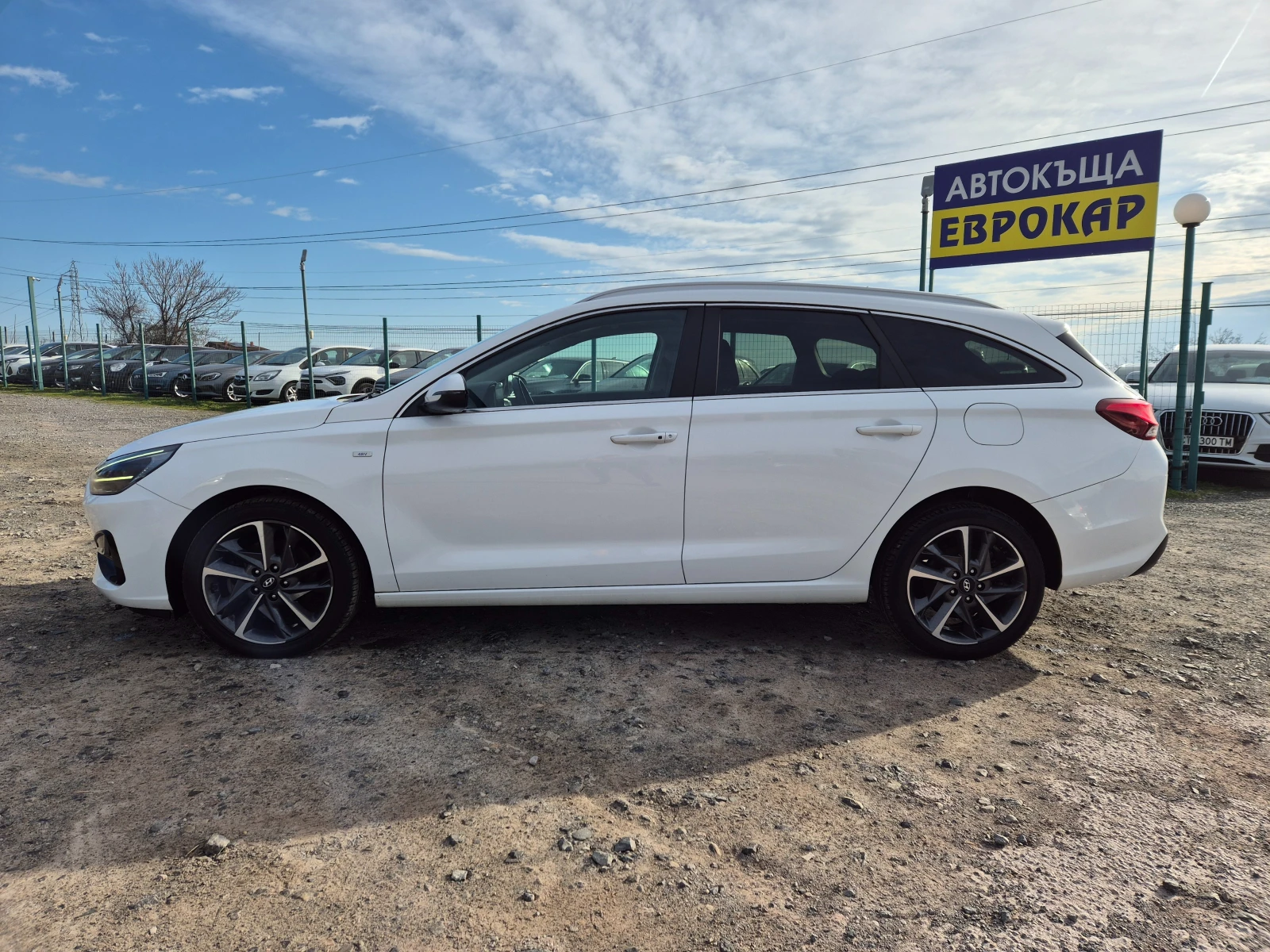 Hyundai I30 1.0i Turbo 120k.c  - изображение 2