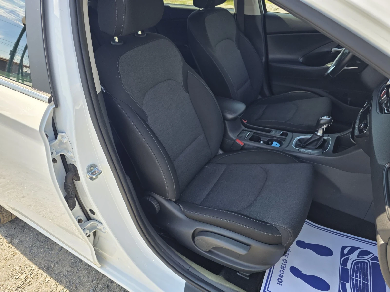 Hyundai I30 1.0 i Turbo 120k.c  - изображение 9