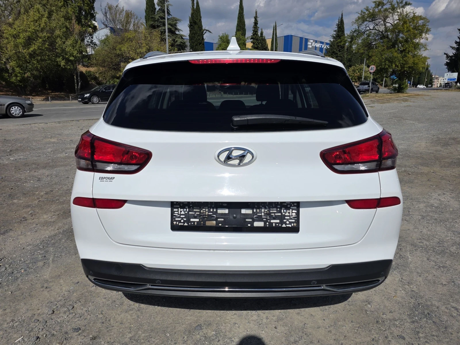 Hyundai I30 1.0 i Turbo 120k.c  - изображение 6