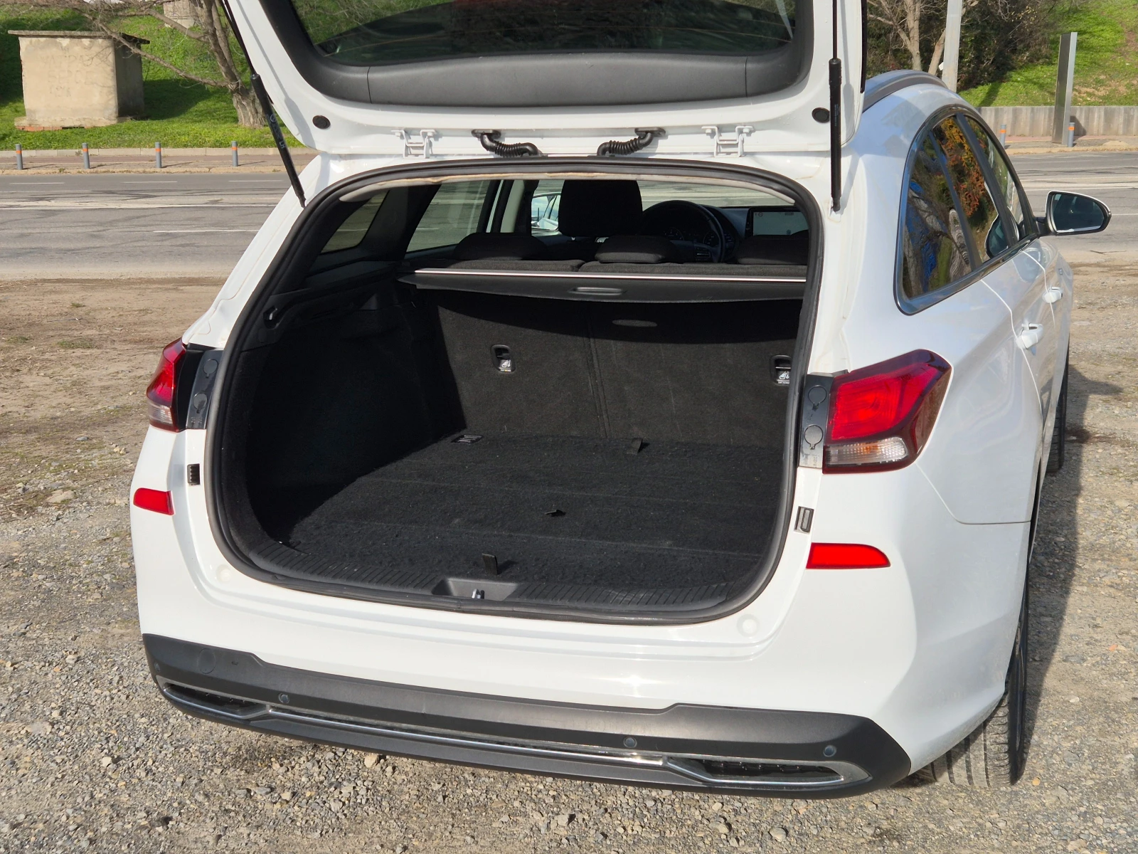 Hyundai I30 1.0i Turbo 120k.c  | Mobile.bg � ����������� 11