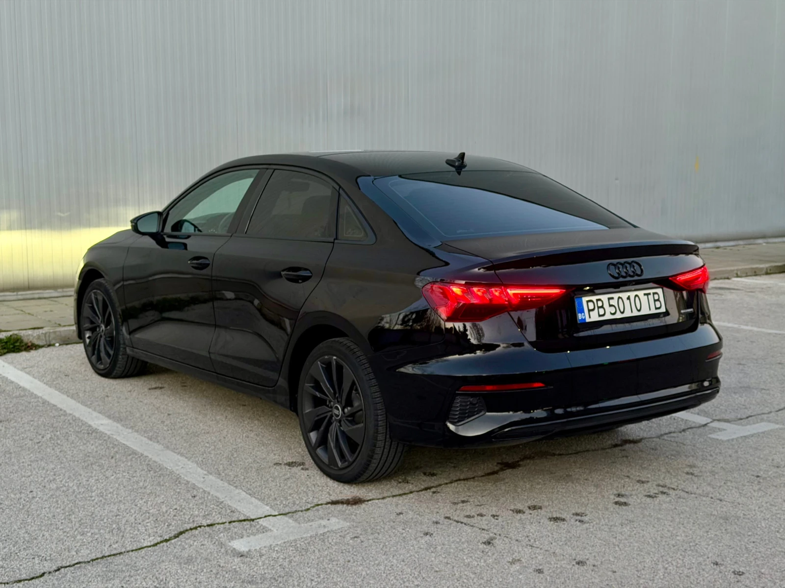 Audi A3 40 TFSI Mild Hybrid All Black Edition - изображение 4