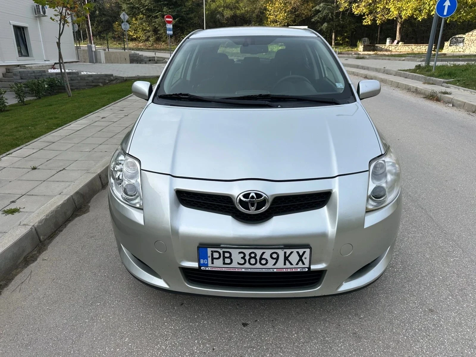 Toyota Auris 1.6//KEYLESS GO//124ps//KLIMATRONIK - изображение 9