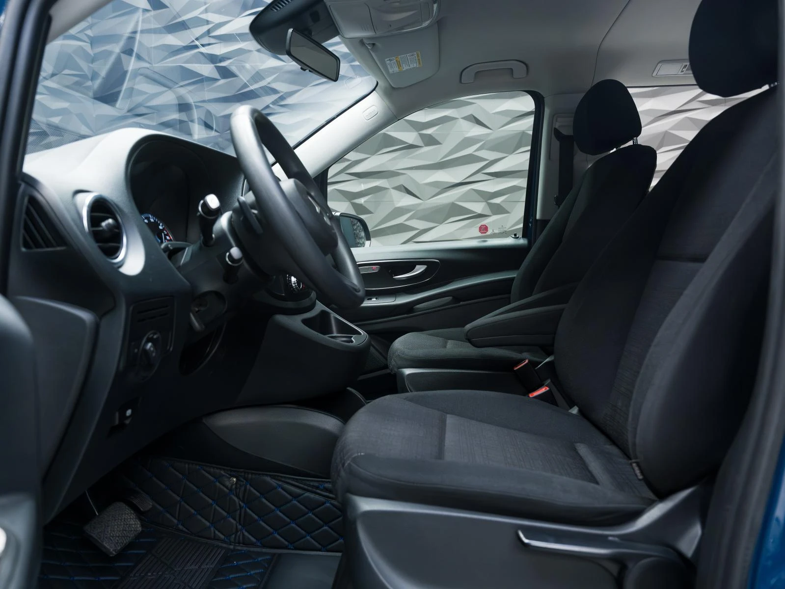 Mercedes-Benz V 300 VITO* TOURER PRO* ПОДГРЕВ* КАМЕРА* , снимка 16 - Автомобили и джипове - 53734579