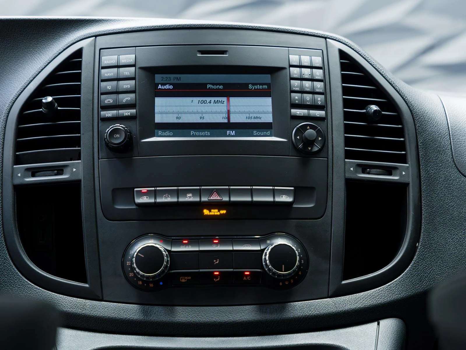 Mercedes-Benz V 300 VITO* TOURER PRO* ПОДГРЕВ* КАМЕРА* , снимка 13 - Автомобили и джипове - 53734579