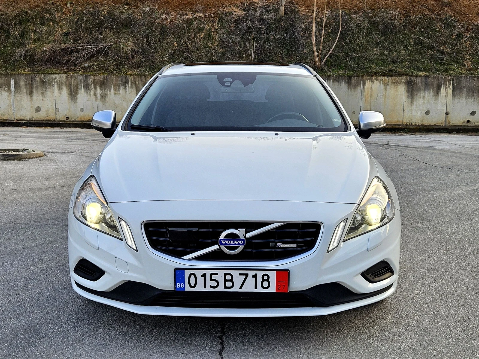 Volvo V60 R DESIGN Full