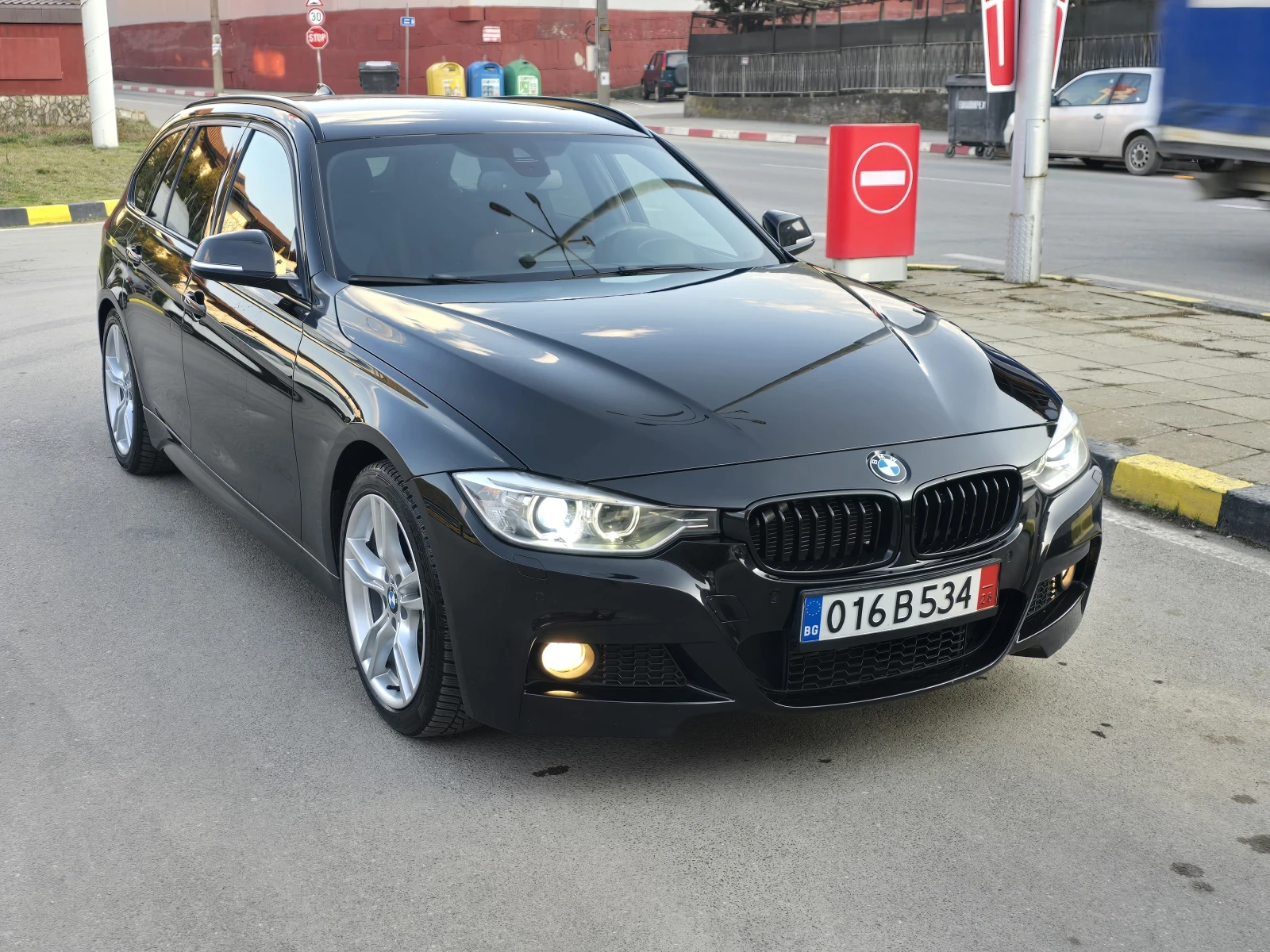 BMW 320 М// Пакет топ  състояние , снимка 17 - Автомобили и джипове - 53749162