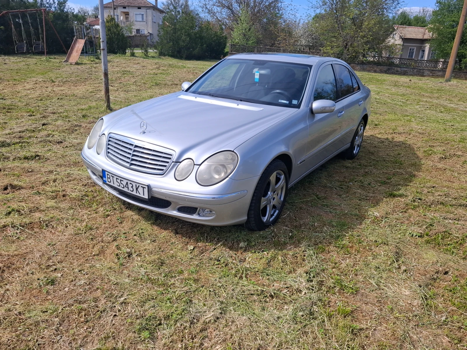 Mercedes-Benz E 200