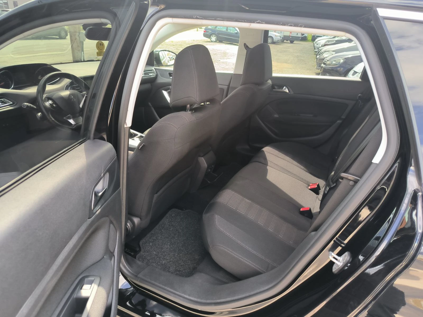 Peugeot 308 1.6d-6sk-Navi-Euro-6B-Keyless, снимка 16 - Автомобили и джипове - 54087965