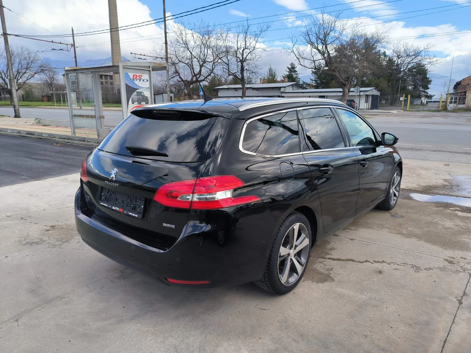 Peugeot 308 1.6d-6sk-Navi-Euro-6B-Keyless, снимка 5 - Автомобили и джипове - 54087965