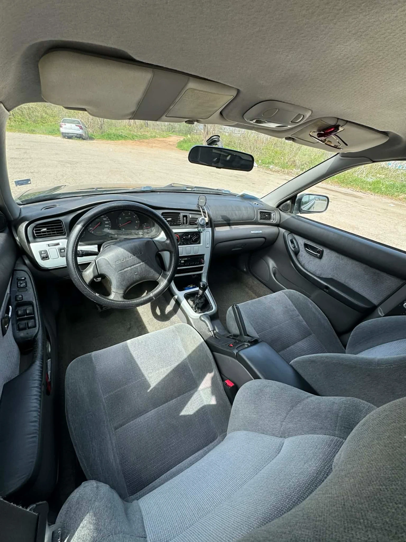 Subaru Legacy, снимка 4 - Автомобили и джипове - 54202200