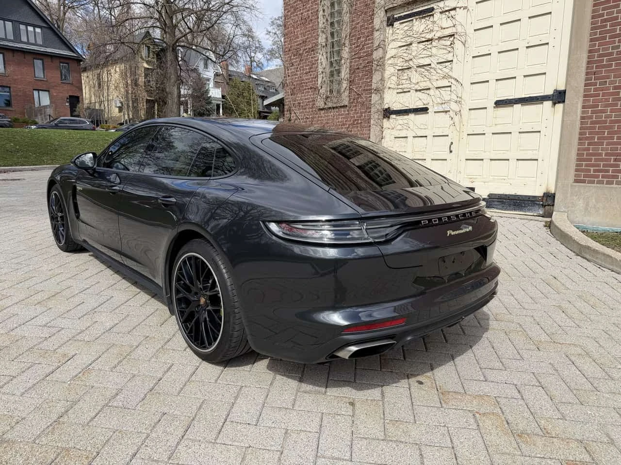 Porsche Panamera * 4 E Hybrid * ОБДУХВАНЕ/ПАНОРАМА/ПОДГРЕВ/360, снимка 8 - Автомобили и джипове - 54433487