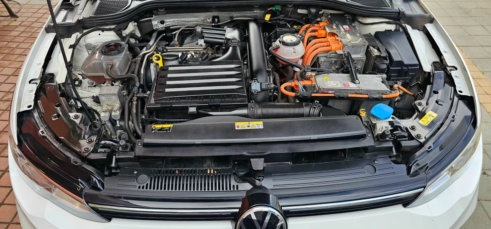 VW Golf E-HYBRID | Mobile.bg � ����������� 17