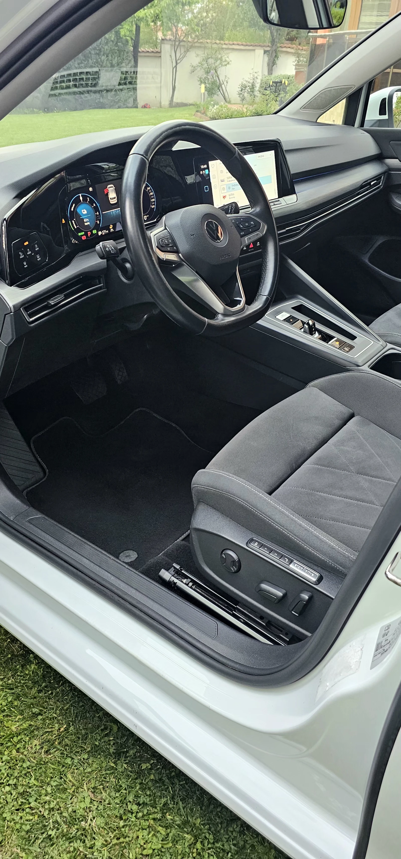 VW Golf E-HYBRID | Mobile.bg � ����������� 11