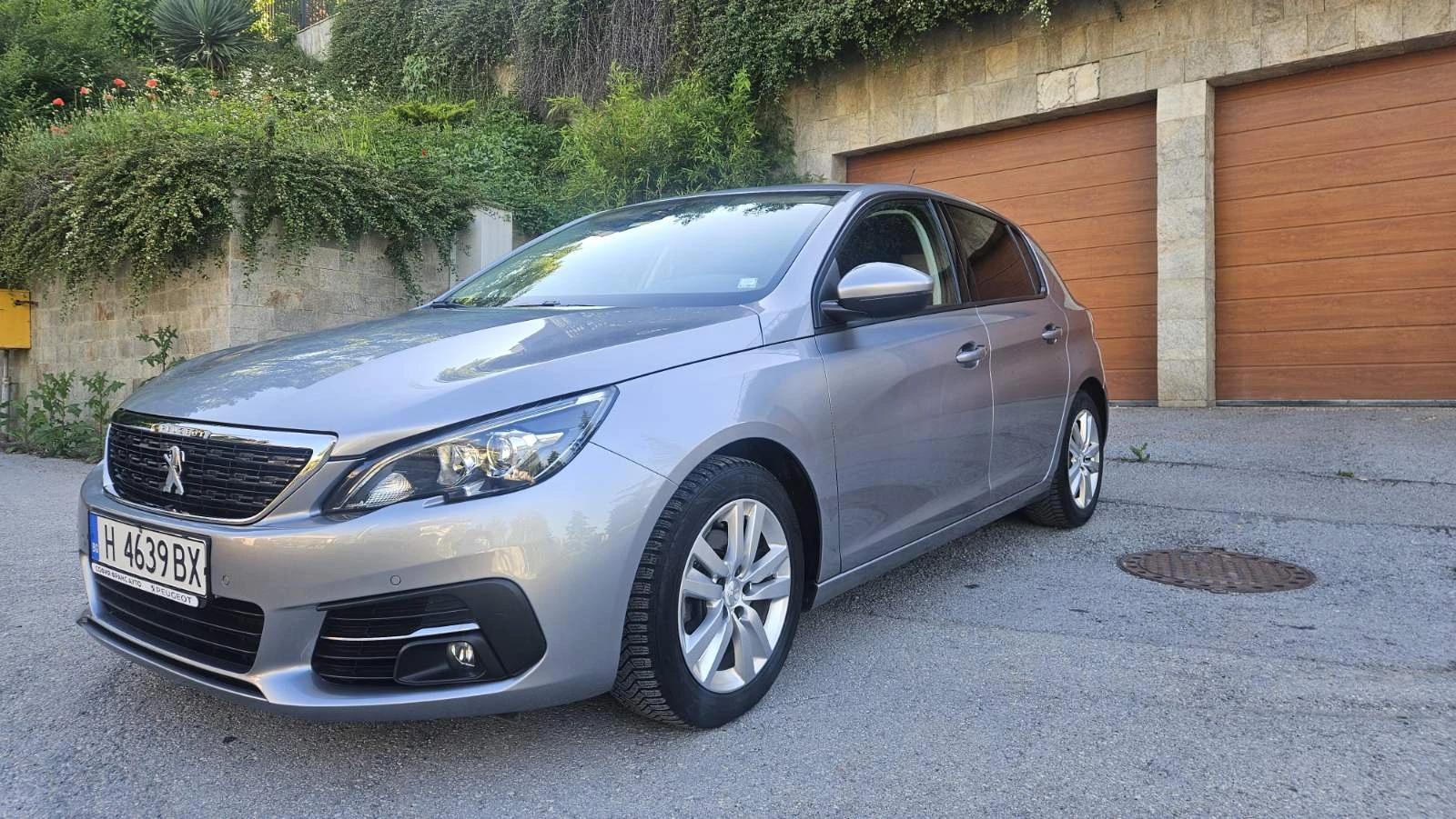 Peugeot 308 1.5 bluehdi, снимка 8 - Автомобили и джипове - 54718756