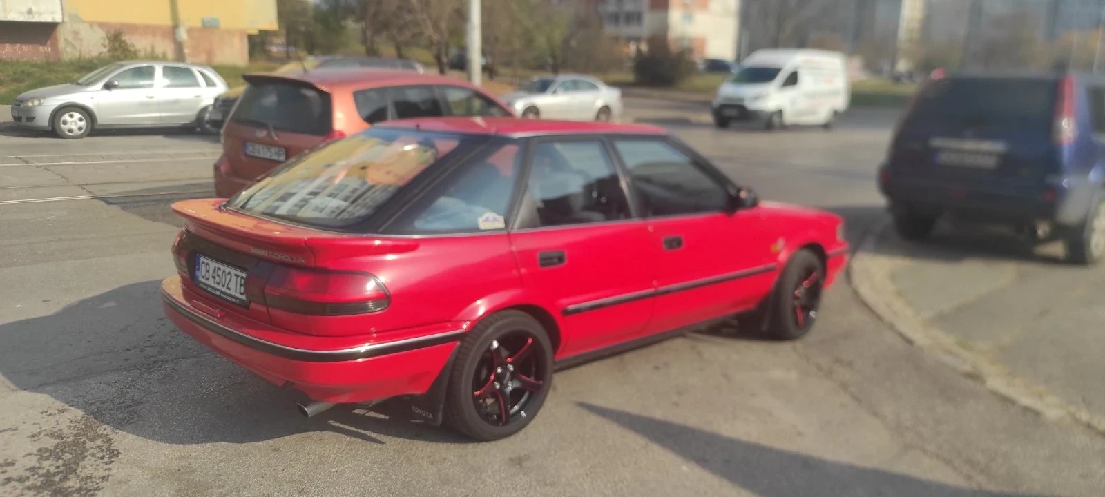Toyota Corolla Седан, снимка 3 - Автомобили и джипове - 54930458
