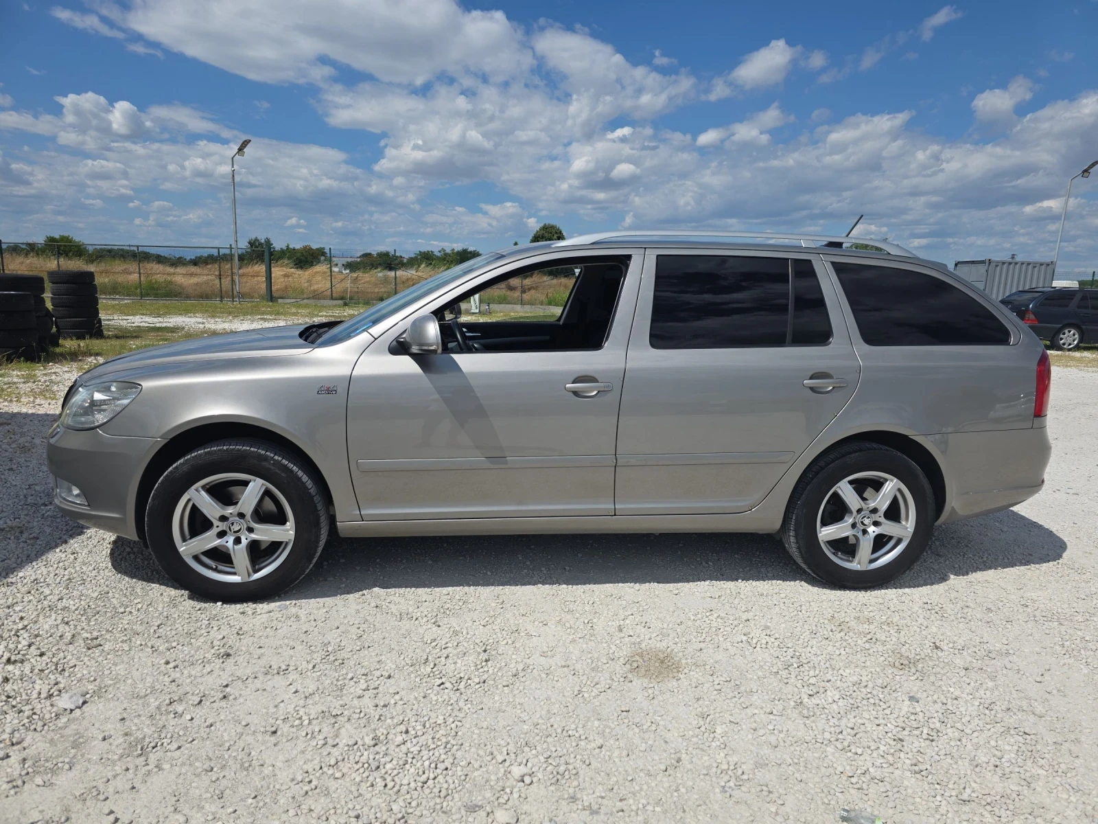 Skoda Octavia 4х4 ALLDrive, снимка 17 - Автомобили и джипове - 55279768