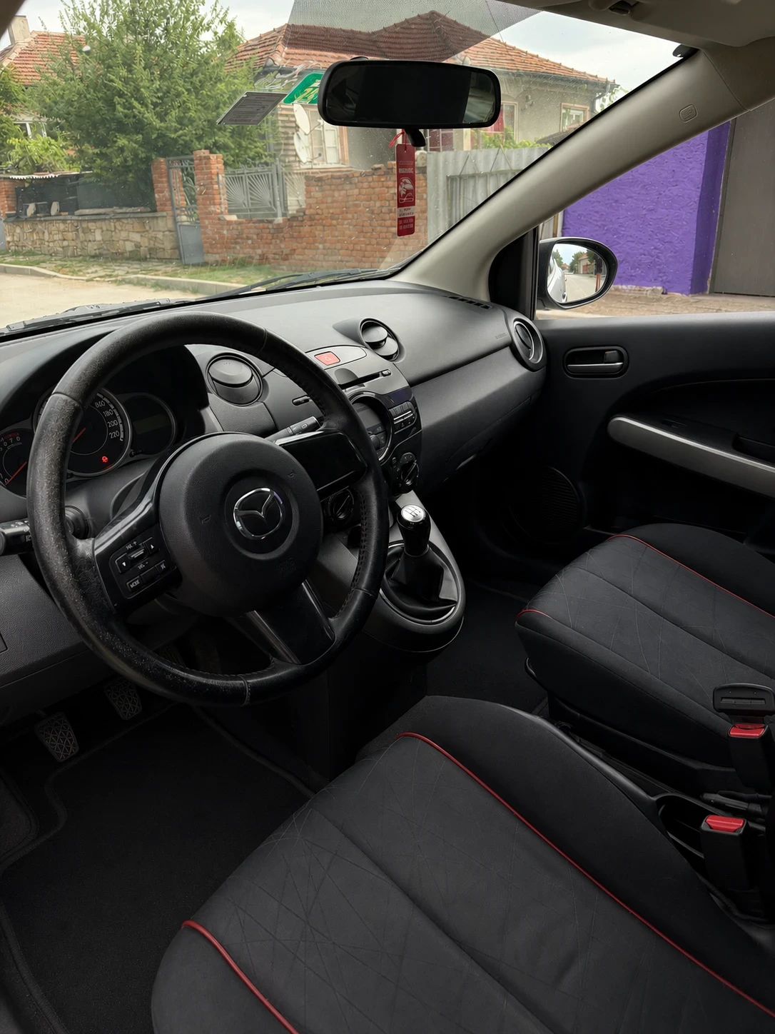 Mazda 2, снимка 4 - Автомобили и джипове - 55408280