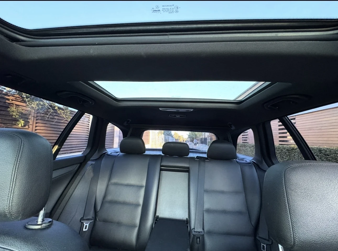 Mercedes-Benz C 350 AMG / PANORAMA / HARMAN KARDON / NAVI / PODGREV, снимка 14 - Автомобили и джипове - 55981615