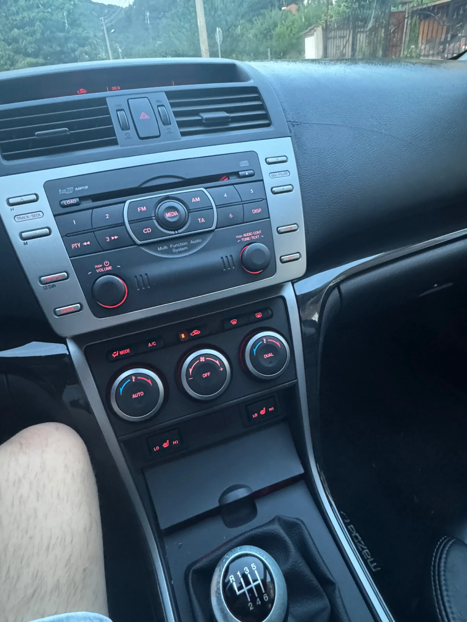 Mazda 6 2.0, снимка 8 - Автомобили и джипове - 56105982