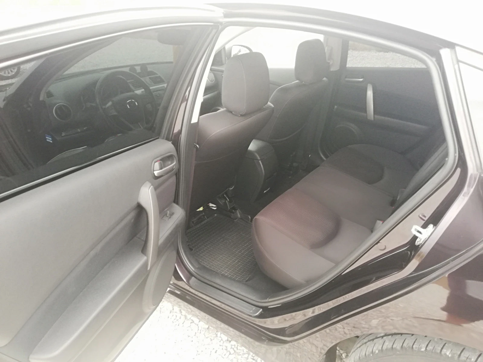 Mazda 6 1.8i klima 120ks, снимка 10 - Автомобили и джипове - 56213740