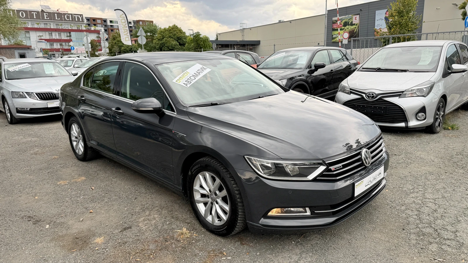 VW Passat 2.0TDI 4Motion DSG! Внос ШВЕЙЦАРИЯ! Distronic, PDC, снимка 3 - Автомобили и джипове - 56324937