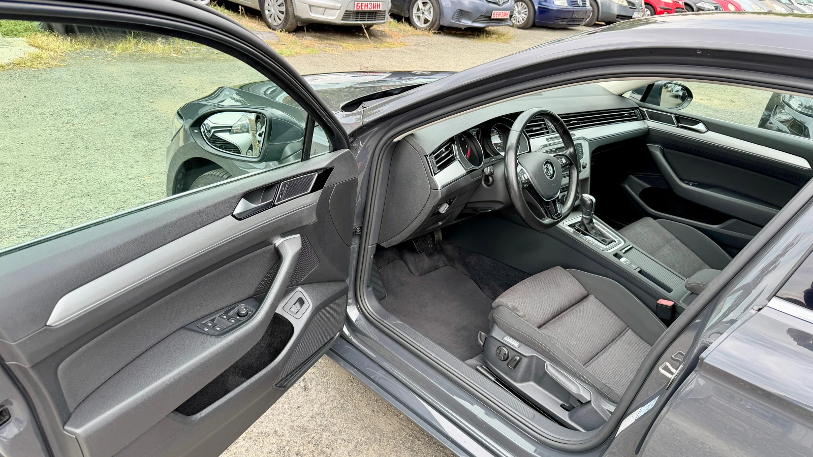 VW Passat 2.0TDI 4Motion DSG! Внос ШВЕЙЦАРИЯ! Distronic, PDC, снимка 9 - Автомобили и джипове - 56324937