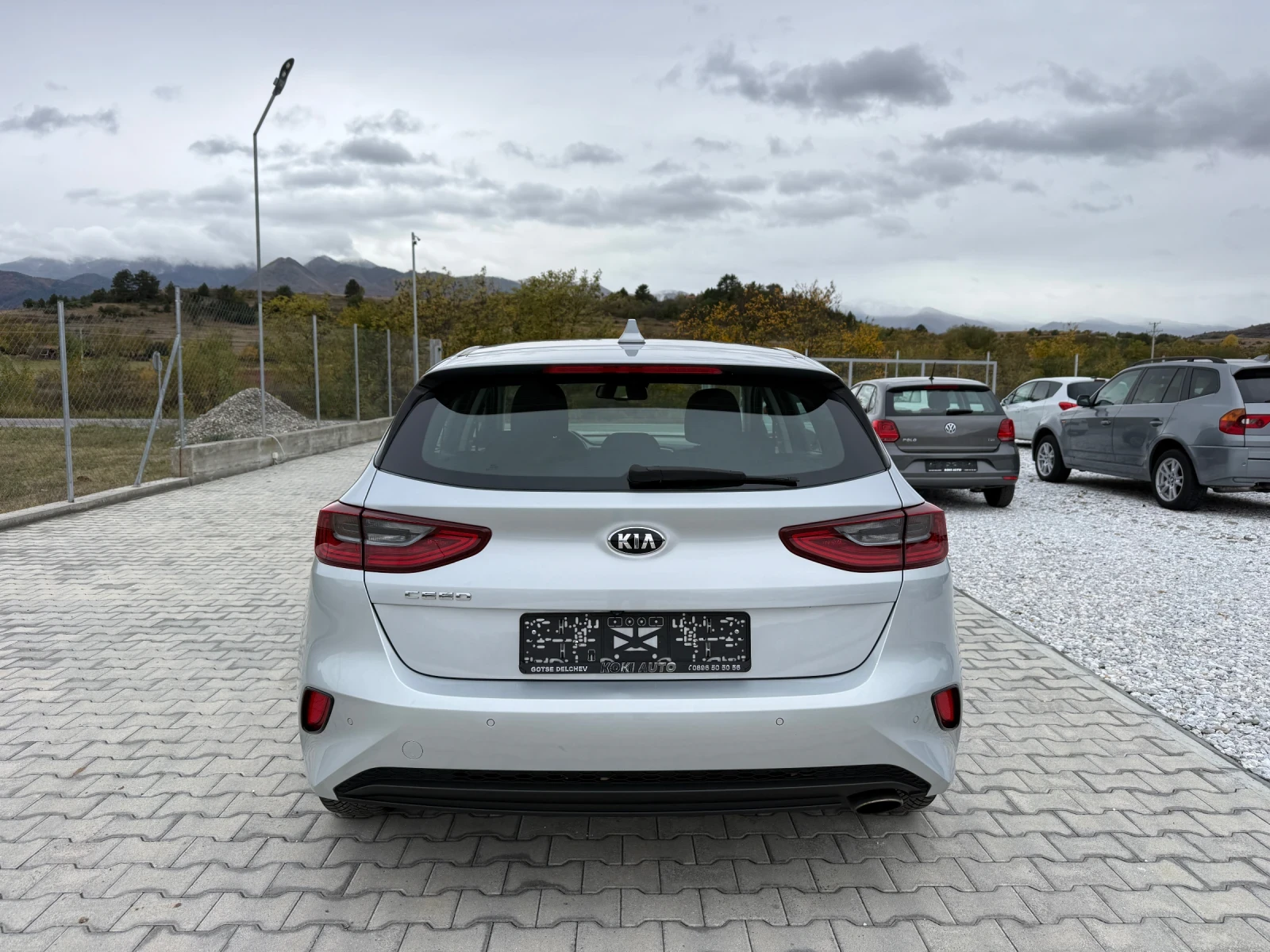 Kia Ceed 1.6CRDI NAVI CAMERA, снимка 5 - Автомобили и джипове - 56584802