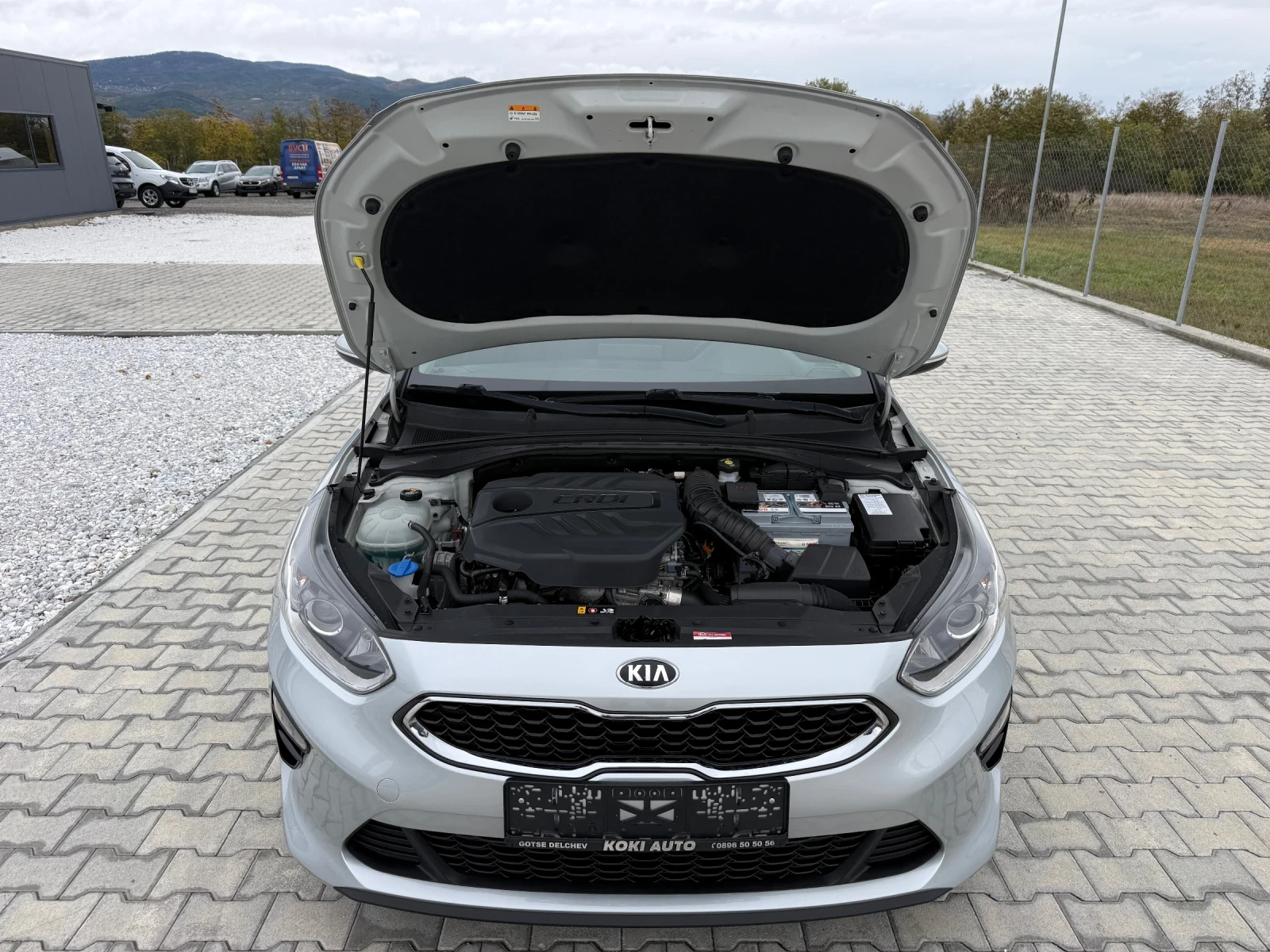 Kia Ceed 1.6CRDI NAVI CAMERA, снимка 17 - Автомобили и джипове - 56584802