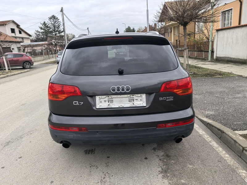 Audi Q7 3.0d-7места, снимка 5 - Автомобили и джипове - 48312151