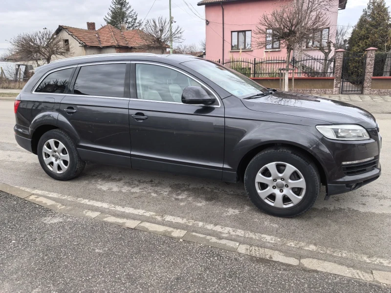 Audi Q7 3.0d-7места, снимка 2 - Автомобили и джипове - 48312151