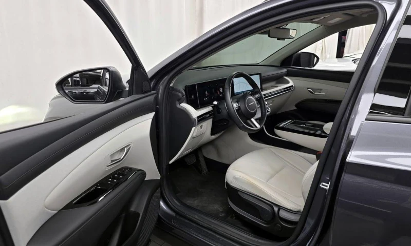 Hyundai Tucson Diesel 2.0 2WD Premium * НАЙ-ДОБРА ЦЕНА В БЪЛГАРИЯ, снимка 10 - Автомобили и джипове - 52046450