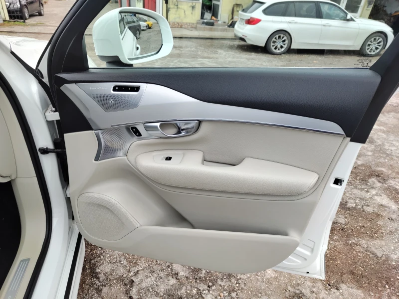 Volvo Xc90, снимка 13 - Автомобили и джипове - 52640076