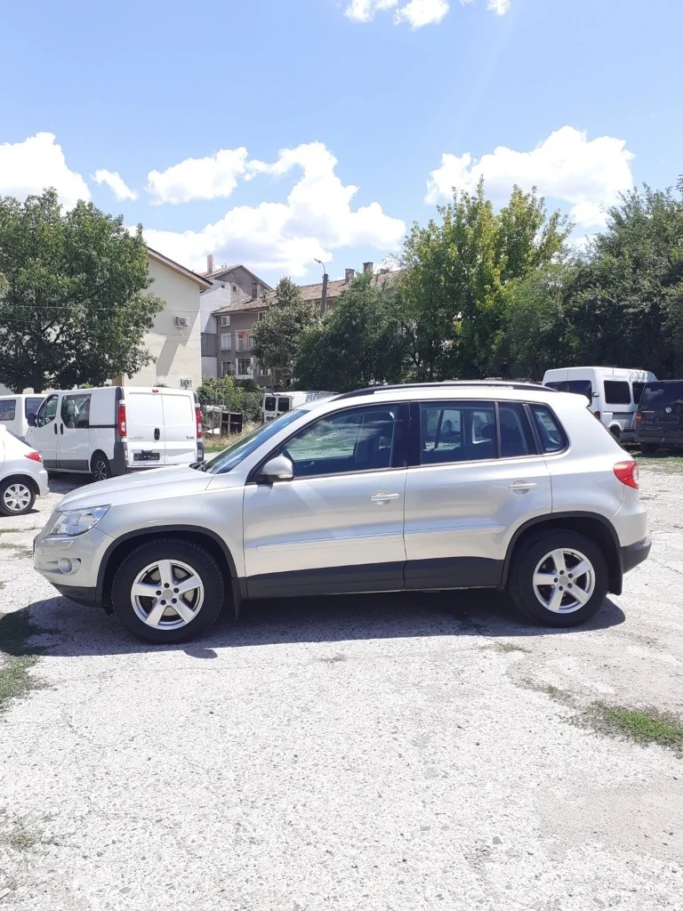 VW Tiguan, снимка 12 - Автомобили и джипове - 55694070
