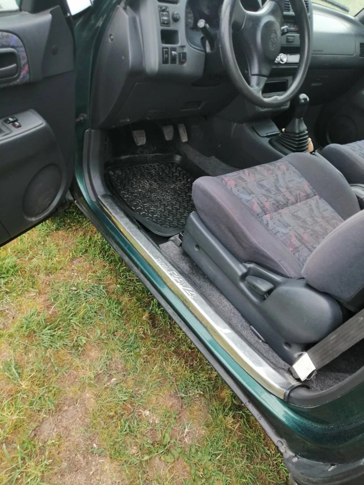 Toyota Rav4  - изображение 7