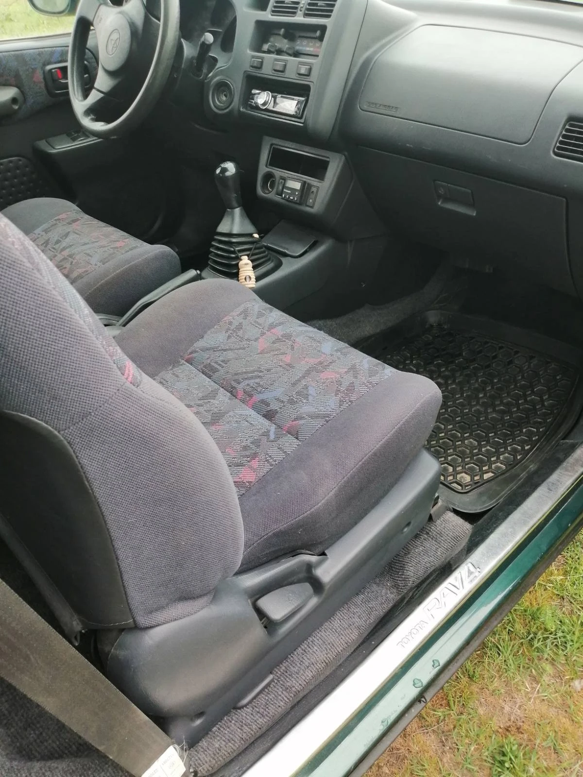 Toyota Rav4  - изображение 6
