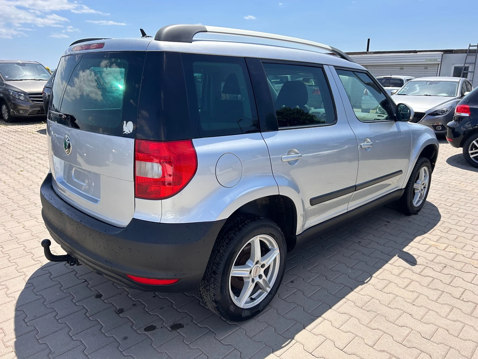 Skoda Yeti 2.0TDI 4X4 NAVI EURO 5 ЛИЗИНГ - изображение 6