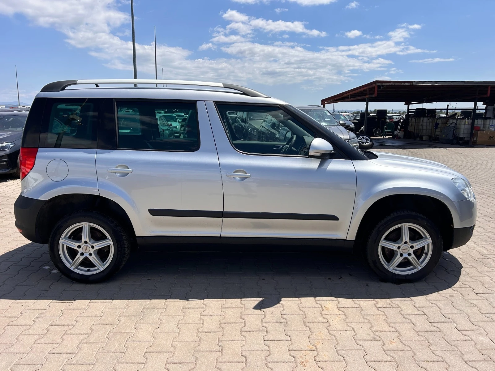 Skoda Yeti 2.0TDI 4X4 NAVI EURO 5 ЛИЗИНГ - изображение 5