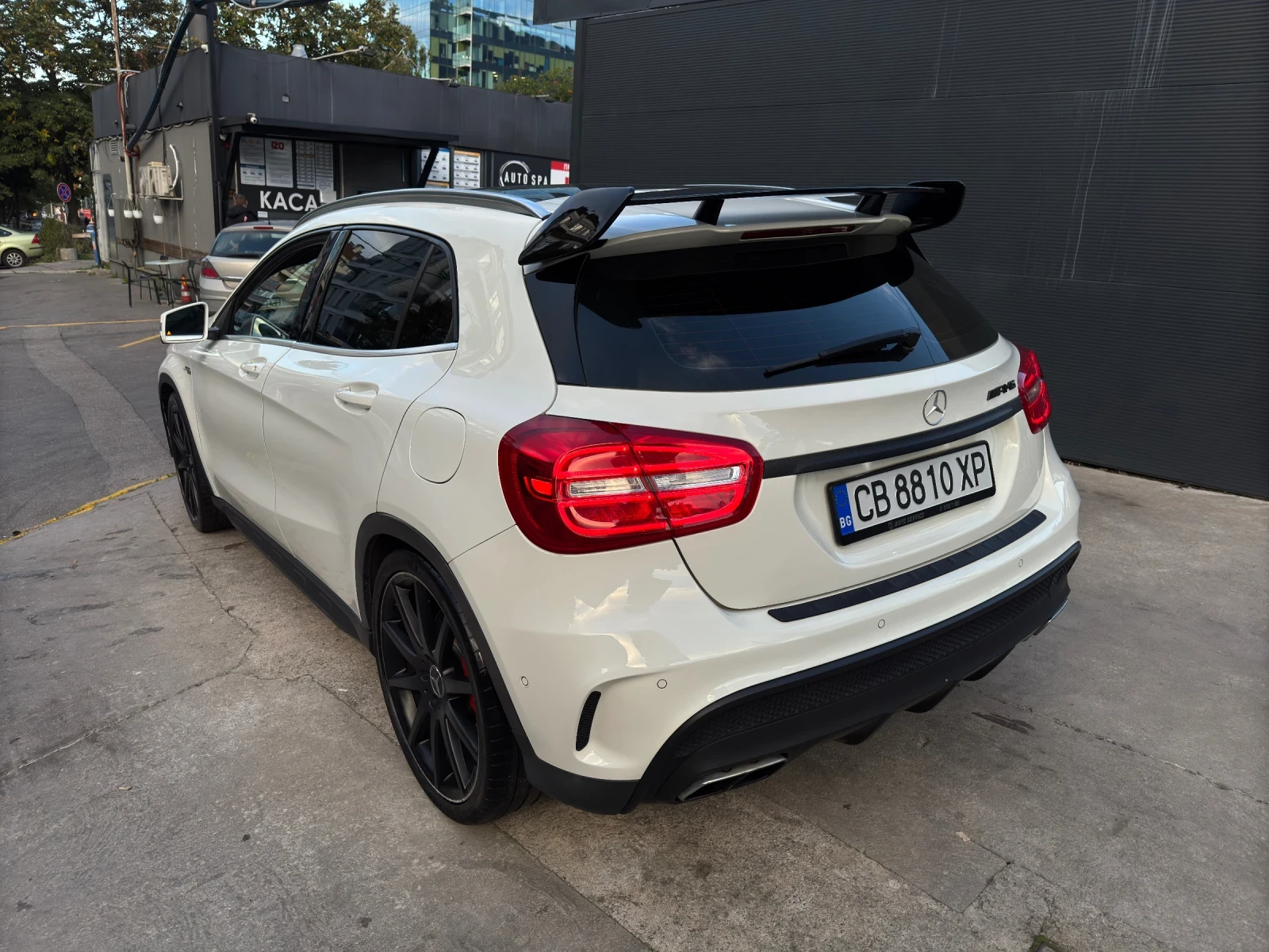 Mercedes-Benz GLA 45 AMG  - изображение 3