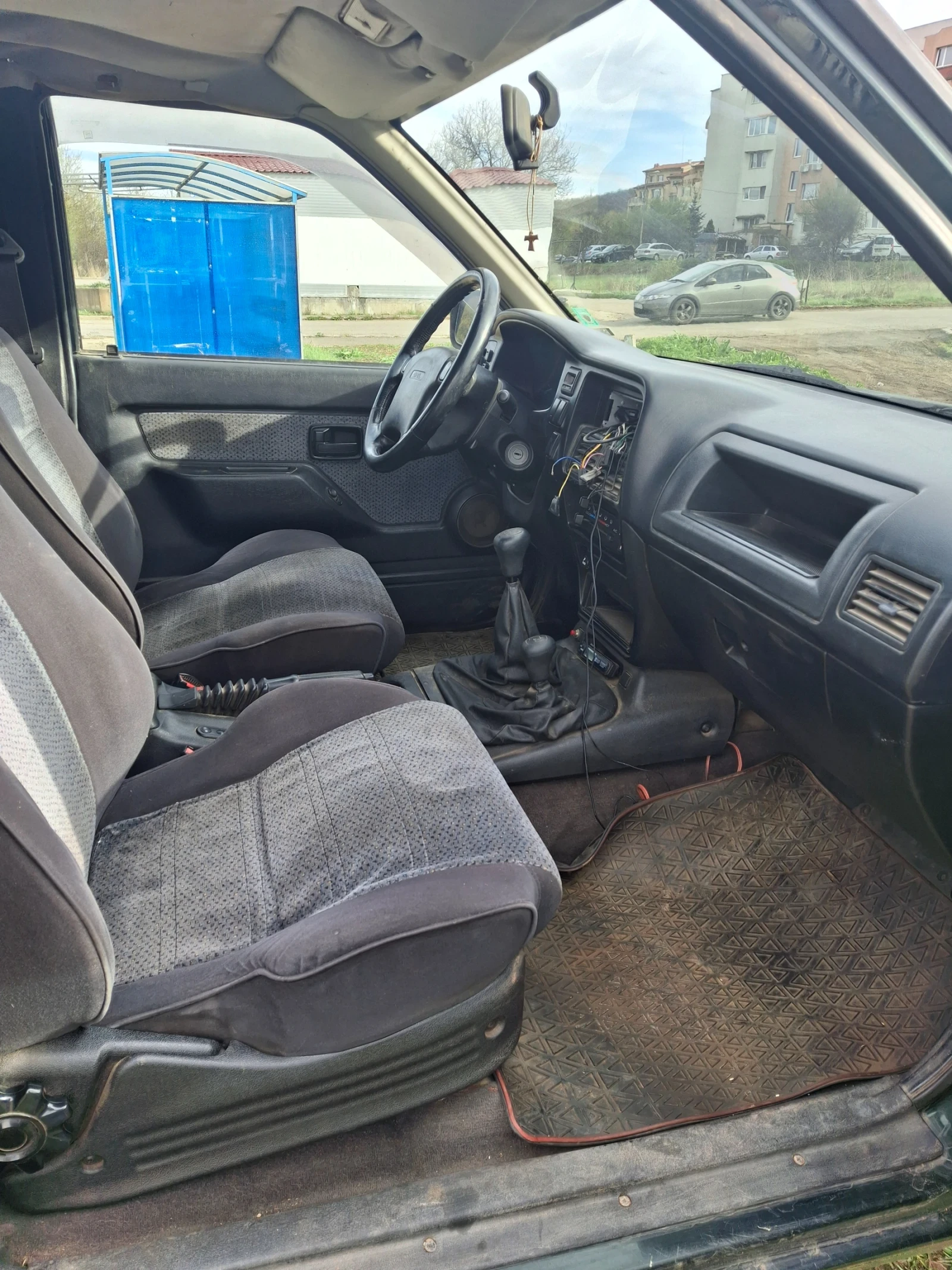 Opel Frontera 2.5 TD - изображение 10