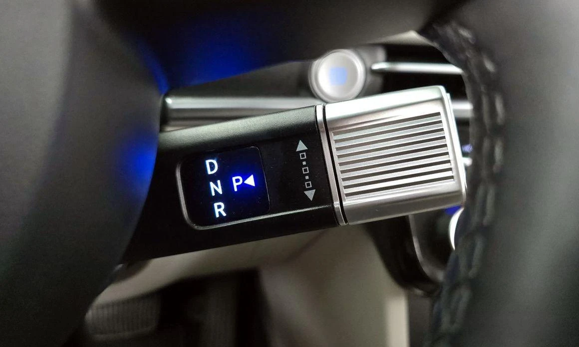 Hyundai Tucson Diesel 2.0 2WD Premium * НАЙ-ДОБРА ЦЕНА В БЪЛГАРИЯ - изображение 9