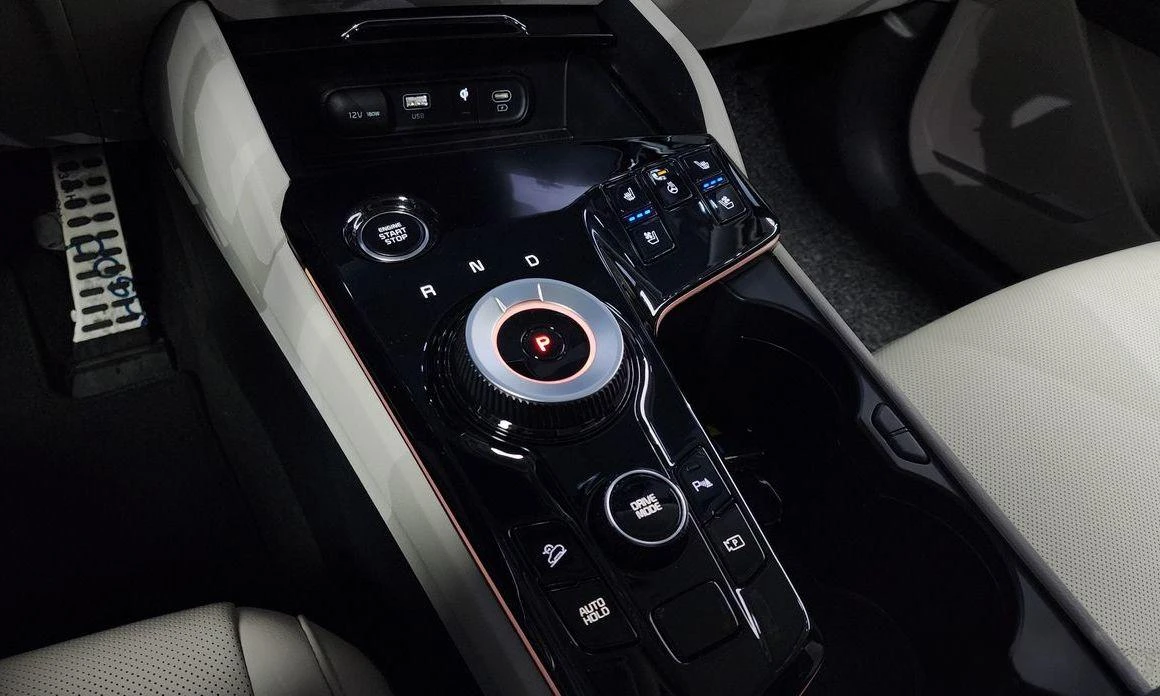 Kia Sportage LPG 2.0 2WD Signature * НАЙ-ДОБРА ЦЕНА В БЪЛГАРИЯ* - изображение 9