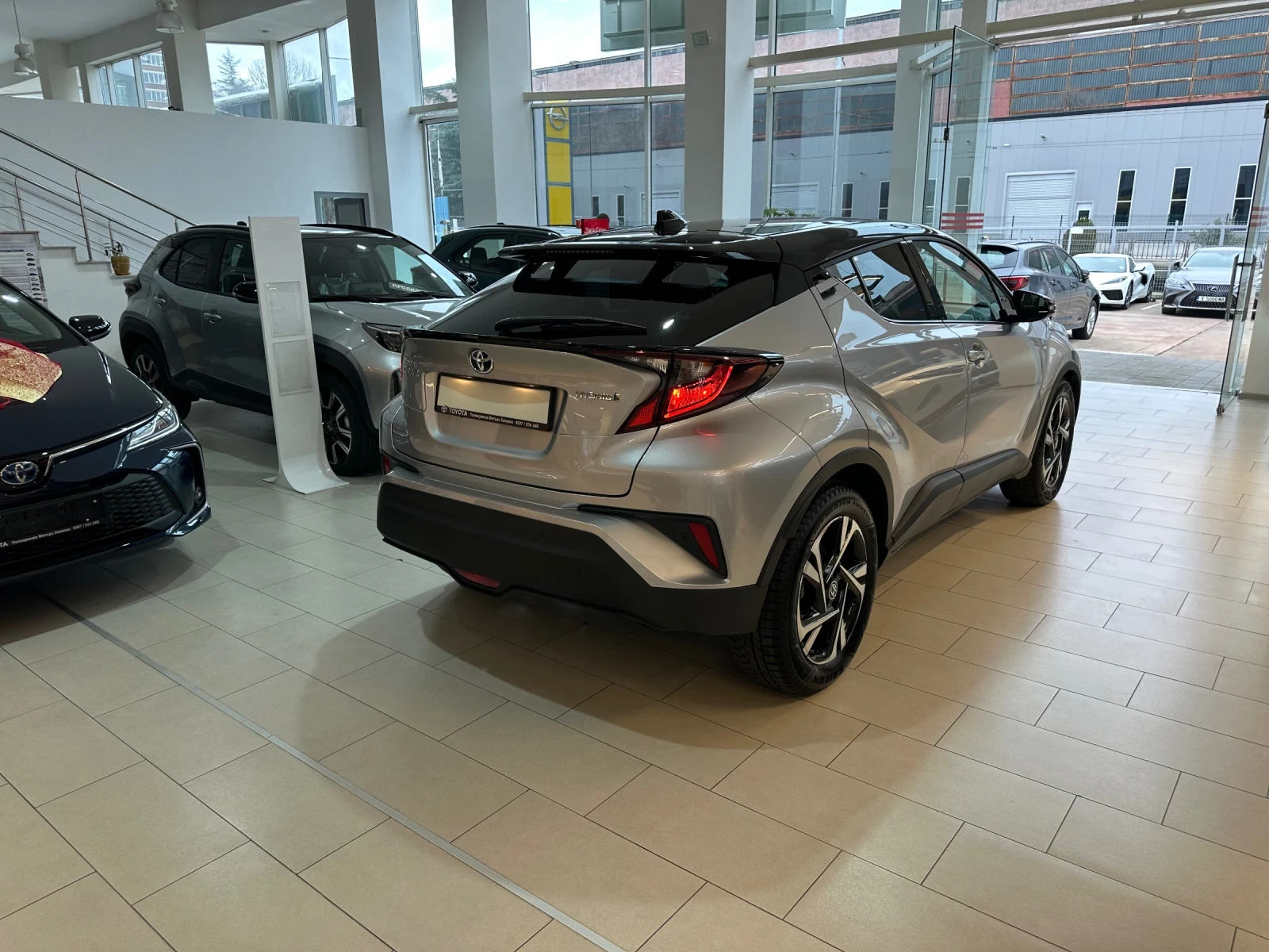 Toyota C-HR Club* Bitone | Mobile.bg � ����������� 5