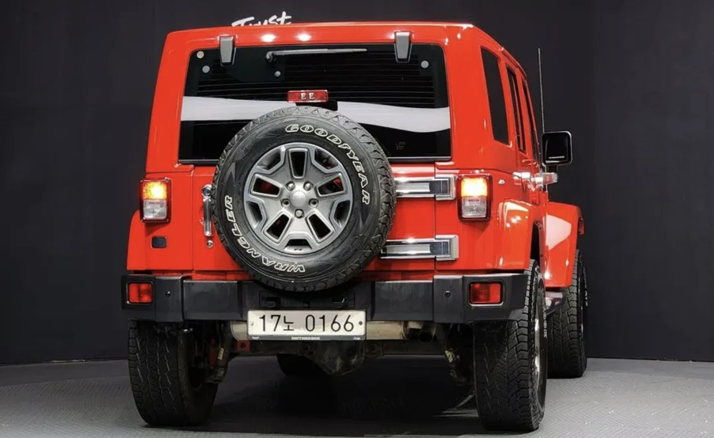 Jeep Wrangler UNLIMITED* SAHARA* 3.6* V6* ПОДГРЕВ* КОЖА* КАМЕРА* - изображение 4