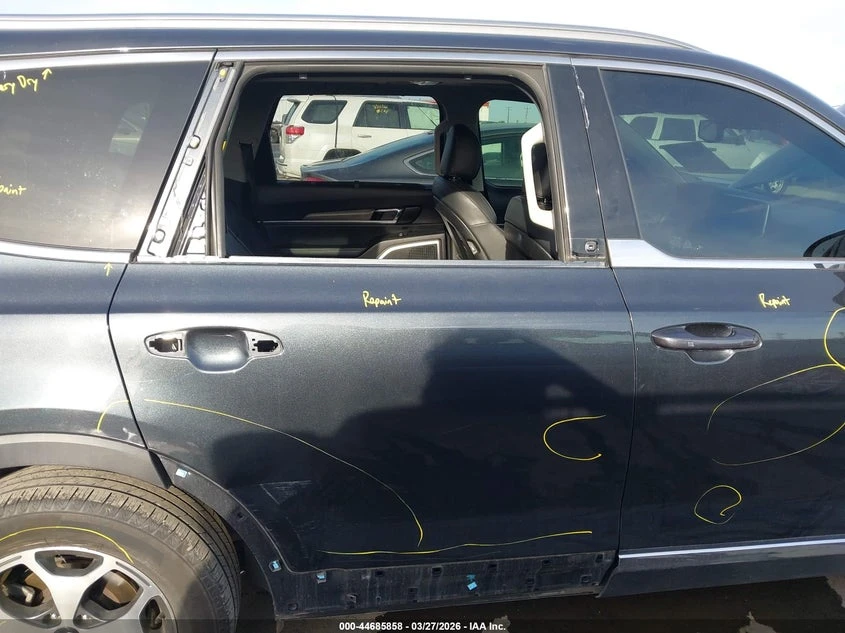 Kia Telluride 3.8l Ex, снимка 6 - Автомобили и джипове - 54181952