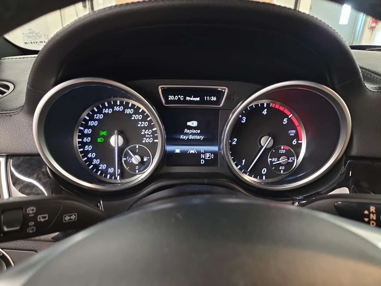Mercedes-Benz ML 350 DIESEL * CARFAX * Без инциденти * 101к км! * , снимка 4 - Автомобили и джипове - 54878691
