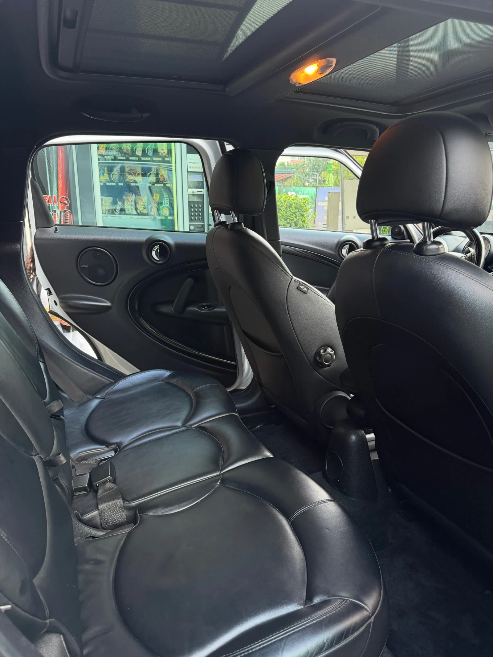 Mini Countryman SмоделТОП СЪСТОЯНИЕ, СОБСТВЕН ЛИЗИНГ 100% УДОБРЕНИ, снимка 7 - Автомобили и джипове - 55053333
