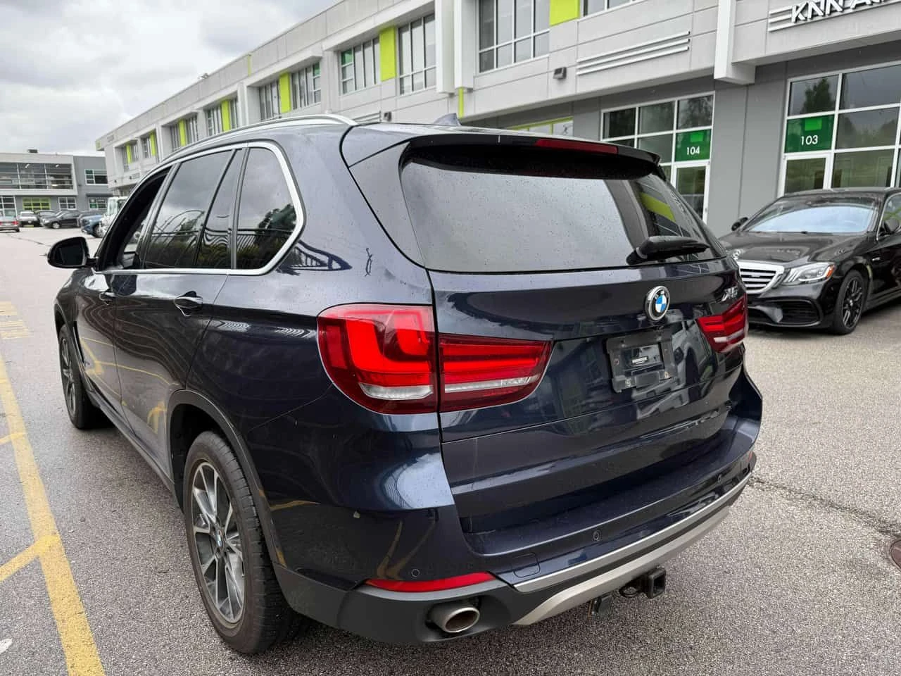 BMW X5 xDrive35d/CARFAX/ПОДГРЕВ/ПАМЕТ/КОЖА/ПАНОРАМА, снимка 5 - Автомобили и джипове - 55410209