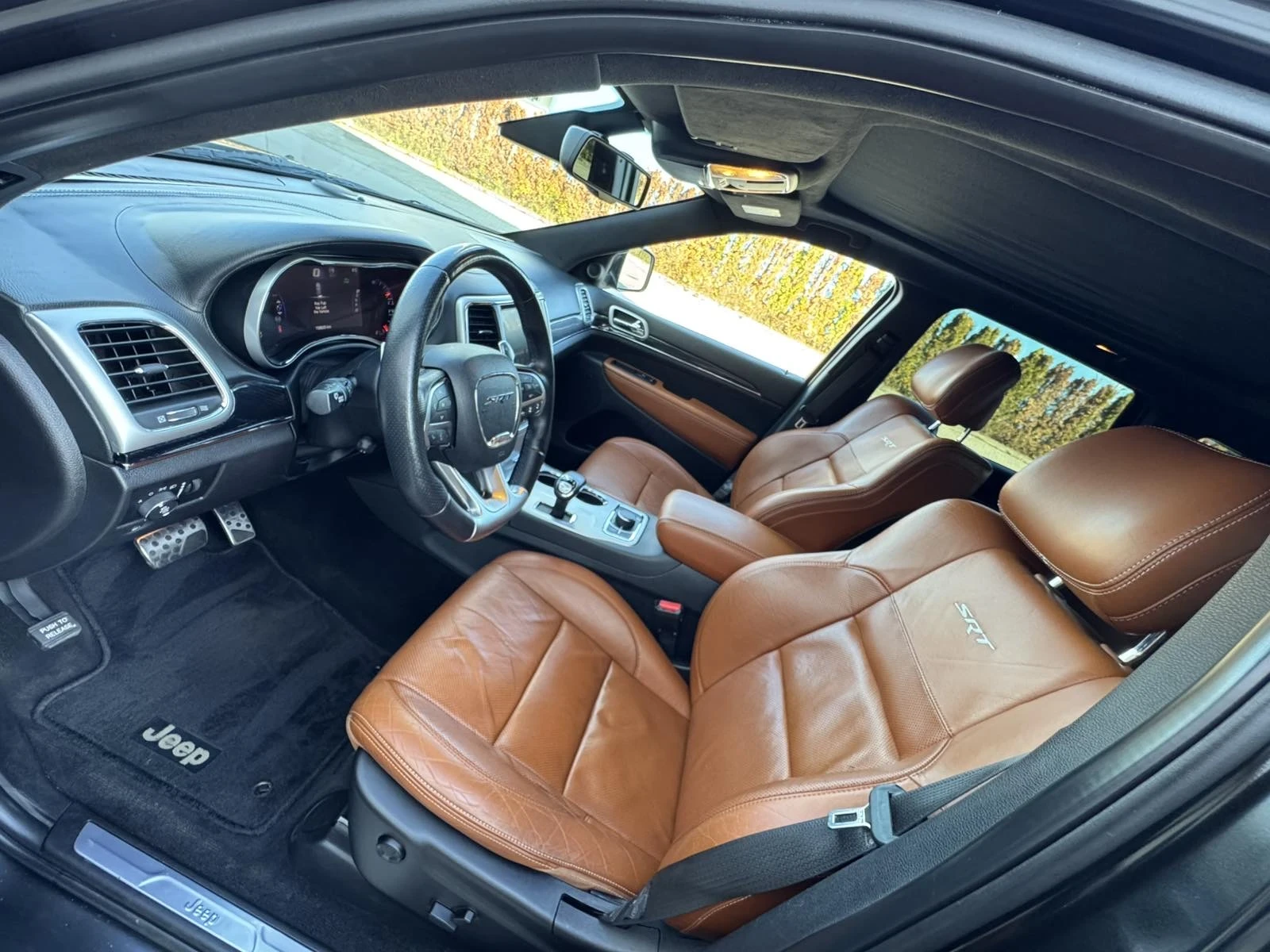 Jeep Grand cherokee, снимка 3 - Автомобили и джипове - 55463442