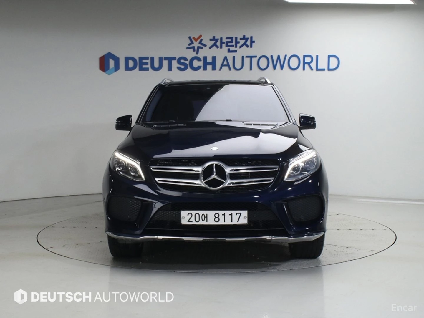 Mercedes-Benz GLE 350d 4MATIC* КОЖА* ОБДУХВ* НАВИ* ПАНО, снимка 3 - Автомобили и джипове - 55596360