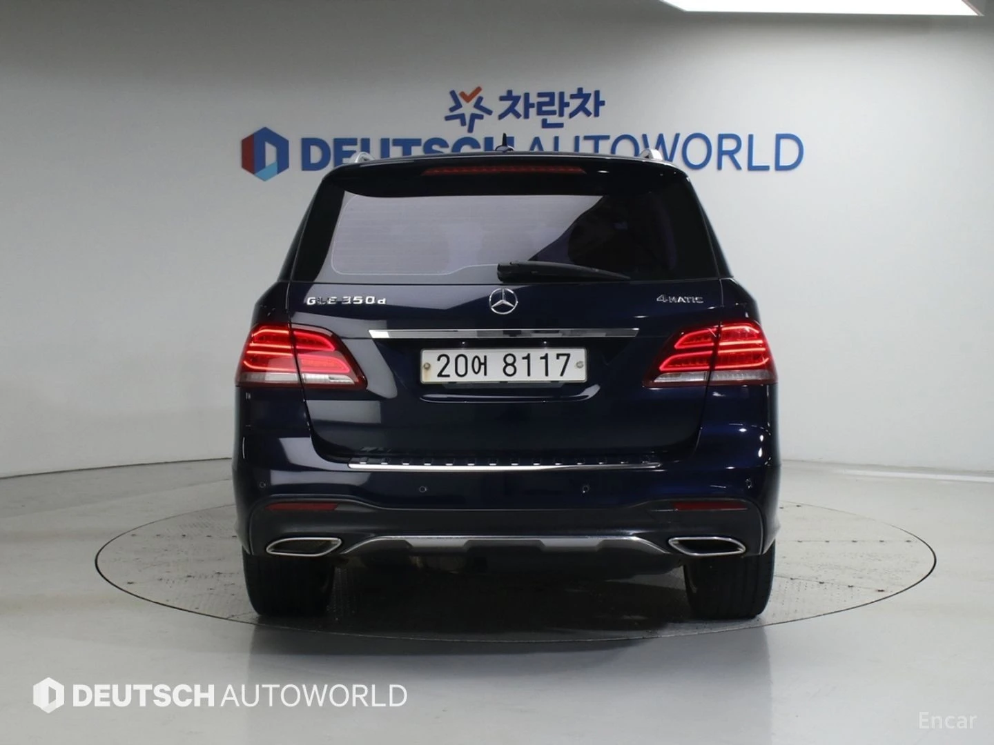 Mercedes-Benz GLE 350d 4MATIC* КОЖА* ОБДУХВ* НАВИ* ПАНО, снимка 4 - Автомобили и джипове - 55596360